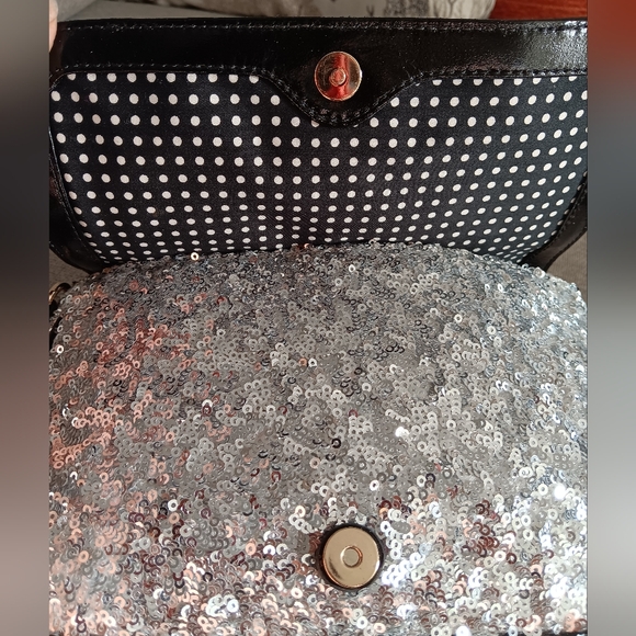 Kate Spade Black and Silver Sequin Crossbody Bag EUC - Picture 4 of 10